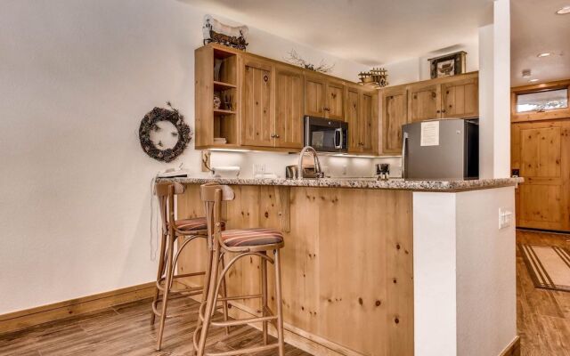 Ski Tip Townhomes 8713