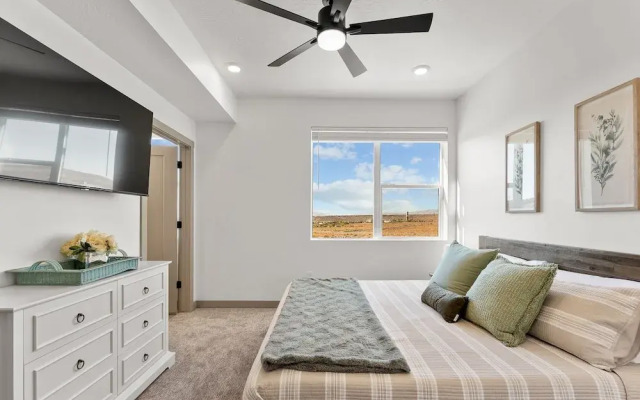 Sweet Retreat 3 Bedroom Condo