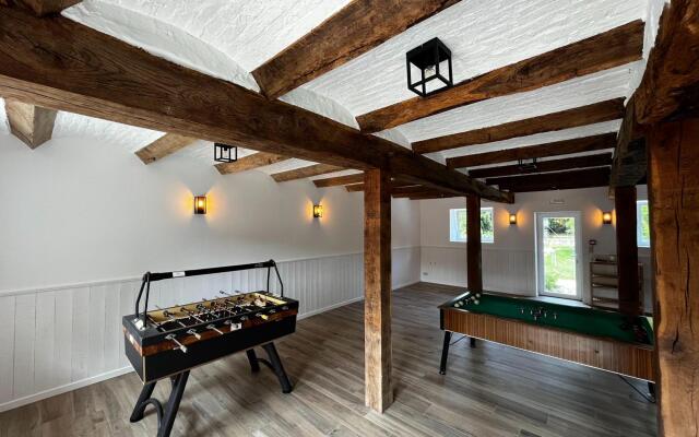 Ardennes farmhouse with heated indoor pool and bubble bath