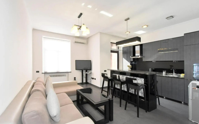 Mashtots street, 2 bedrooms Modern, Euro Renovated apartment MA218