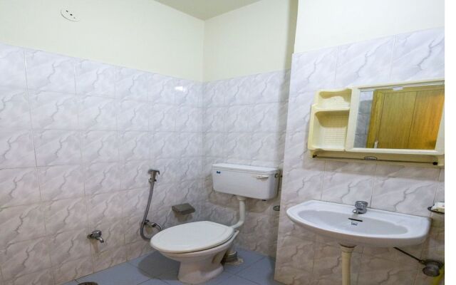 OYO 13790 Hotel Satya Regency