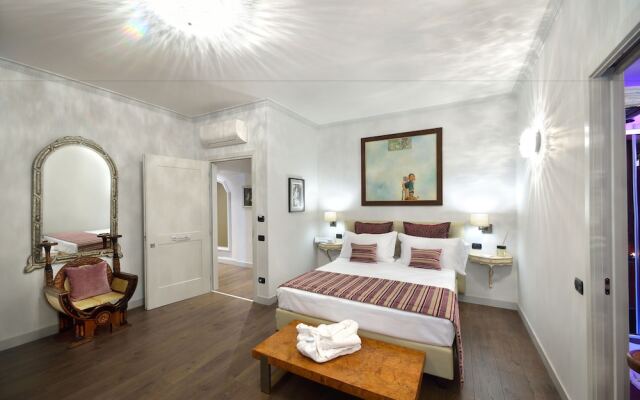 Suites Rome Condotti