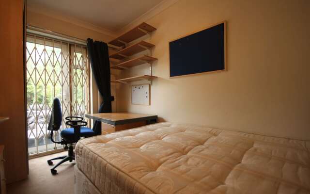 Draycott Guest House
