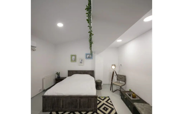 Omega House Hotel