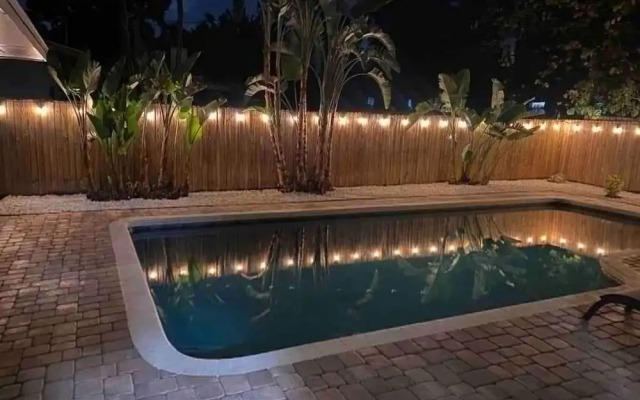 Villa Bella With Heated Pool