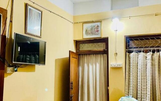 Divine view _ 1 Double Bed – SwarnaBhavan