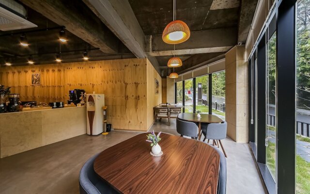 Ulsan Yeongnam Alps The Bamboo Hotel