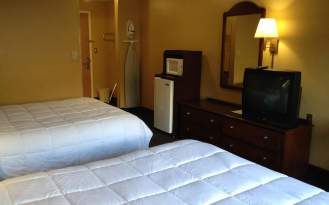 Cherokee Grand Hotel