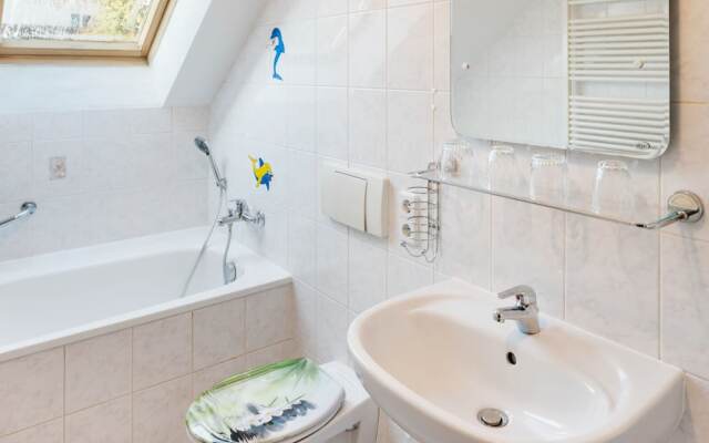 Apartment in Dresden With Swimming Pool
