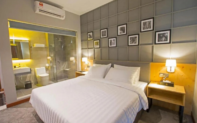 Redpine Boutique Hotel