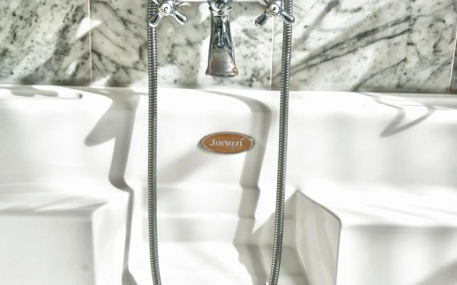 Relais Casali della Cisterna