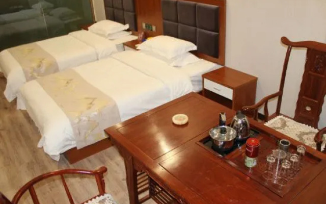 Zhumadian Shiheyuan Hotel