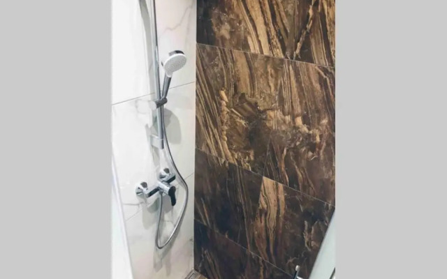 ZEUS Design Apartments Modern&Warm City