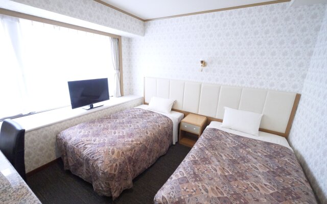 U Community Hotel