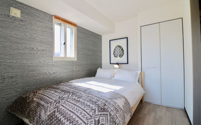 Serenar Room803805