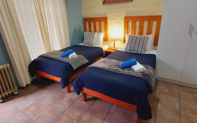 Swartberg Cottages