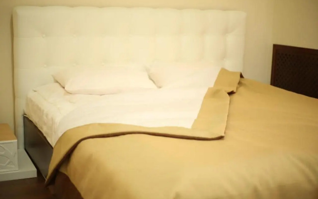 Hollywood 2 Hotel