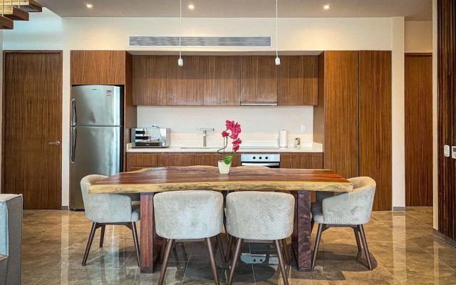 Blending Relaxation Sophistication 3 Bedroom Penthouse With Private Jacuzzi