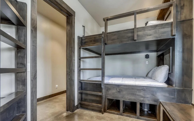 Barton Creek Vista 6 Bedroom Home