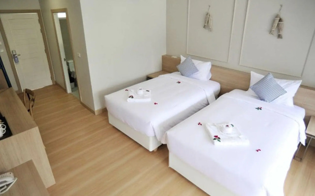 Combo Beach Hotel Samui