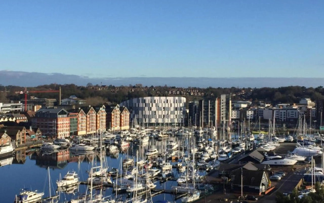Toothbrush Apartments - Ipswich Waterfront South - Avalon Court
