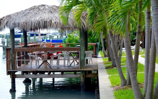 Sta N Pla Marina Resort