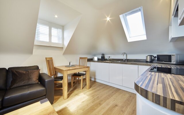 28 Castle Crescent By Esa