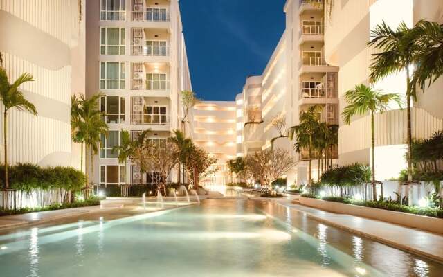 The Base Downtown Condo by Joy