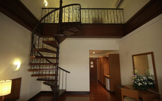 The Suites at Mount Malarayat