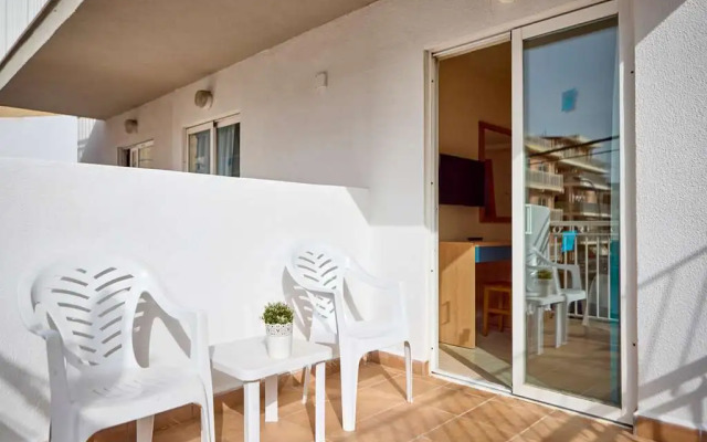 Ahoi! Urban Beach Hotel