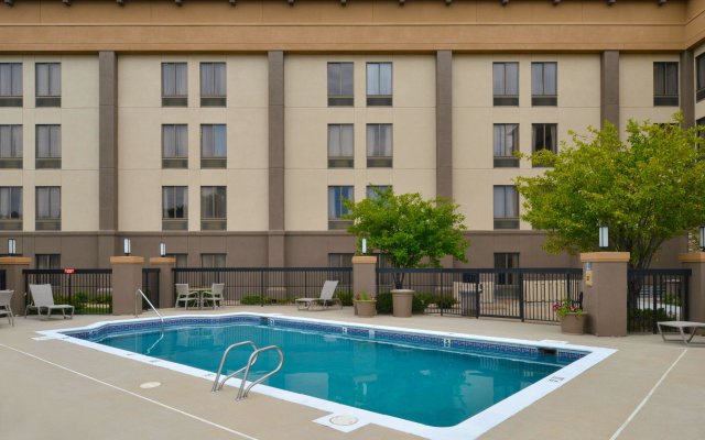 Best Western Plus Wichita West Airport Inn