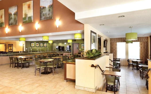 Crystal Inn Hotel & Suites Salt Lake City