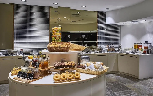 New Suwon Tourist Hotel