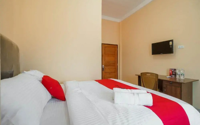 Graha Aditya by RedDoorz