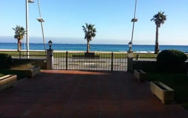 Apartaments Primera Linea Torre Valentina