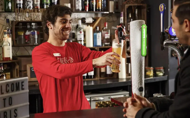 ibis London Luton Airport