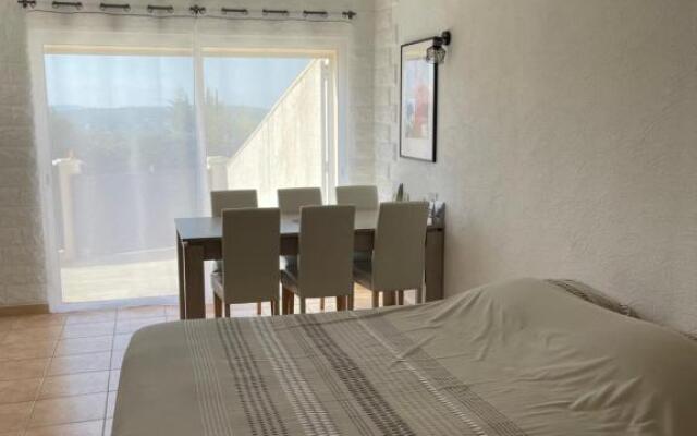 Bel appartement a l’orée du bois climatisé