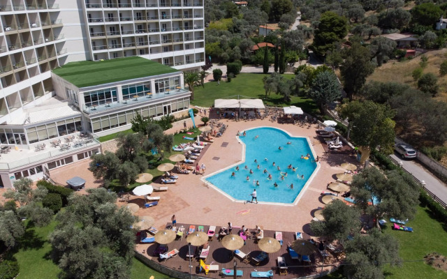 Evia Riviera Resort