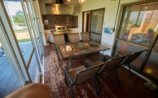 Beach Side Secret -SEVEN Hotels and Resorts-