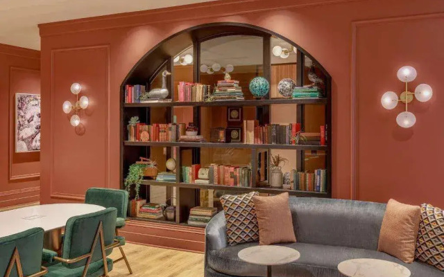 Pennyweight Hotel Boston, Curio Collection by Hilton