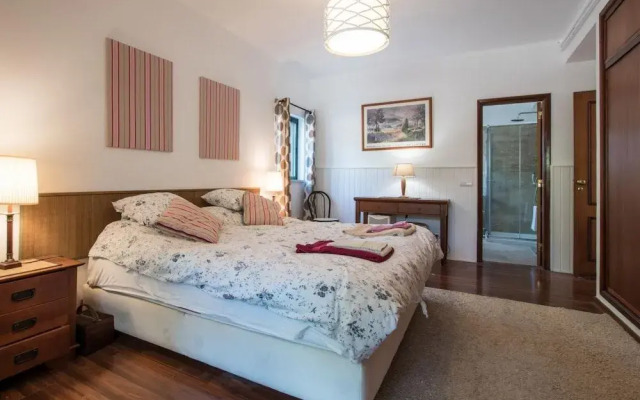 Casa Josephine by Portucasa