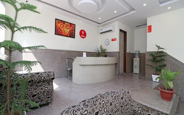 Hotel Airport Royal Marina by OYO Rooms