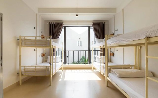 Bed Station Hostel  Pool Bar Hoi An – Guest Rooms – Da Nang