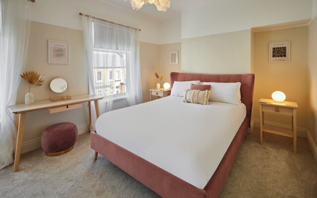 Host Stay Luna Terrace