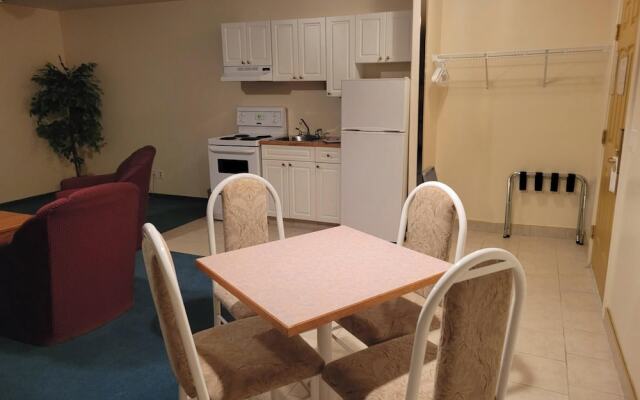 Western Budget Motel Whitecourt 3