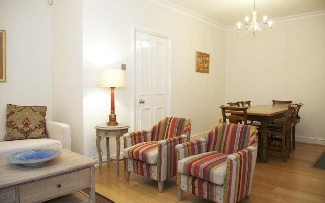 A Place Like Home - Two Bedroom Flat near Gloucester Road