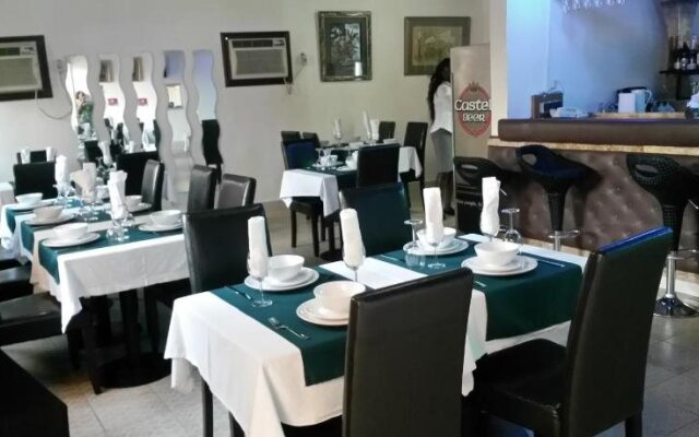 Zambezi Inn Hotel