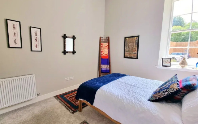 Unique Victorian Apartment in Edinburgh