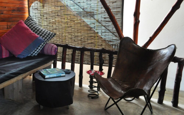Sunil Garden Guesthouse Coffee and More