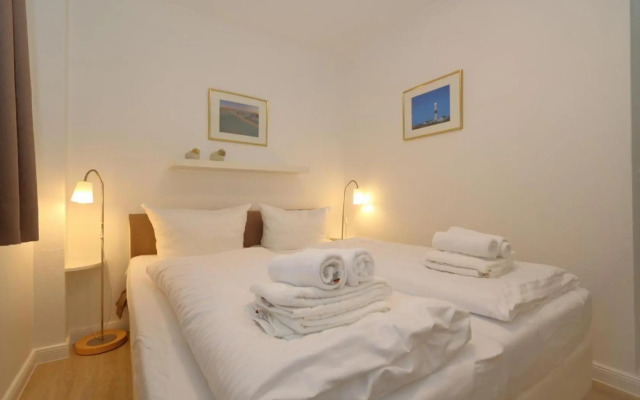 Fewo-Tietje-Traumhafter-Blick-ueber-die-Felder-bis-nach-Keitum